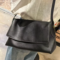 Sac à main vintage pour femme, nouveau modèle Chelsea 36, grande capacité, minimaliste, sac hobo à porter sous le bras, en cuir véritable avec rabat