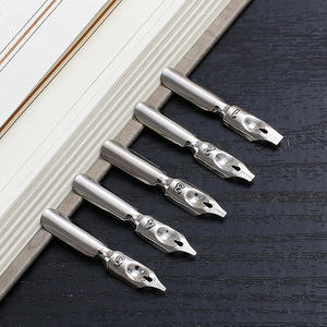 Ensemble de stylos à plume en plumes d'oie de couleur unie avec base gravée et pointes en acier inoxydable - Cadeau créatif pour mariage, remise de diplôme - Product Image 3