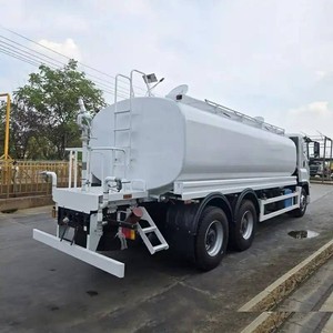 Camión Cisterna de Agua Isuzu GIGA VC66 de 20000 Litros 6x4 en Venta - Product Image 4