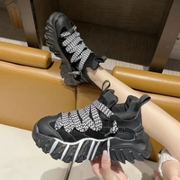 Chaussures de skate au design nouveau, semelle épaisse personnalisée, cuir haut de gamme, chaussures de sport de loisirs de rue, chaussures de skate tendance