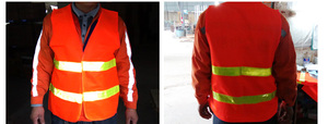 Gilet di sicurezza riflettente ad alta visibilità stampato su misura per i lavoratori della strada ferroviaria realizzati in poliestere con supporto Logo personalizzato - Product Image 5
