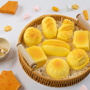 Giocattolo Squishy a Forma di Pane, Bestseller 2026, Giocattolo Sensoriale Antistress in PU a Lenta Risalita, Sicuro per Bambini, Personalizzabile - Product Image 2
