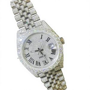 Dernier design Montre pour homme à quartz entièrement sertie de pierres, boîtier en acier inoxydable, bracelet en acier inoxydable, verre minéral, cadran doré, fermoir de bracelet, étanche 10 bars - Product Image 1