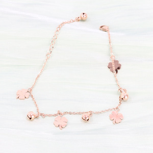 OEM 18K placcato oro a quattro foglie di trifoglio campana Charms ciondolo cavigliere in acciaio inox piede gioielli catene cavigliera moda donna - Product Image 4