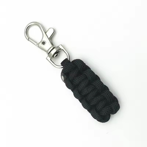 Porte-clés en paracorde PP tressé à la main, lot de 4, pendentif de secours d'urgence avec clip métallique pour le camping en plein air, la randonnée, la décoration de sac - Product Image 3
