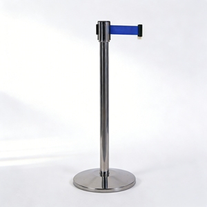 Barrière <span class=keywords><strong>de</strong></span> contrôle des foules <span class=keywords><strong>de</strong></span> qualité commerciale avec base en fonte lourde pour une utilisation en intérieur et en extérieur dans les espaces publics - Product Image 1