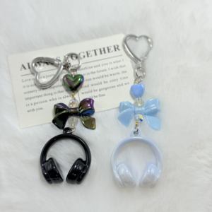 Nuevo Estilo de Audífonos Musicales, Llavero de Resina con Impresión UV, Diseño de Dibujos Animados, Colgante de Moda para Niñas, Accesorios para Bolsos - Product Image 6