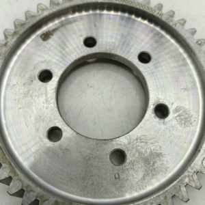 Engrenage de pompe d'injection moteur QC490 2409000200300 - Composant conçu pour camions lourds, machines agricoles et engins de construction - Product Image 4