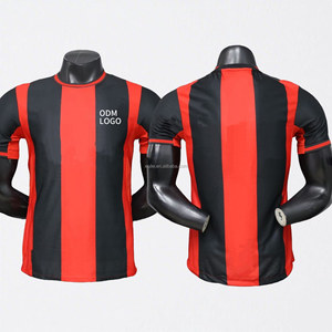 เสื้อฟุตบอล <span class=keywords><strong>AC</strong></span> <span class=keywords><strong>Milan</strong></span> รุ่นล่าสุด 26/27 แบบนักเตะ ทรงเข้ารูป แห้งเร็ว สกรีนชื่อและหมายเลขได้ ผลิตจากโรงงานโดยตรง ขายส่งสำหรับผู้ชาย - Product Image 1