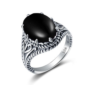 Anillo de Plata de Ley 925 para Mujer, con Piedra Preciosa Ovalada Negra Grande, Accesorios Personalizados, Joyería Turca, Granate, Plata Vintage - Product Image 1