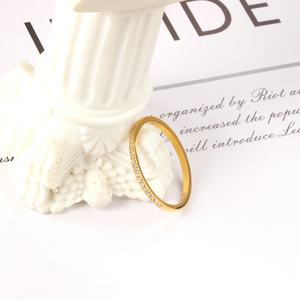 Anillo Personalizado de Circonita Cúbica Chapado en Oro con Diseño Nuevo de 2021 para Mujer, Anillos de Pareja Recién Llegados en 2021 - Product Image 4