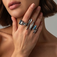 Ensemble de bagues superposées en métal fluide à motif vague abstrait pour femme, bijoux minimalistes pour le quotidien, accessoires de déclaration, cadeau