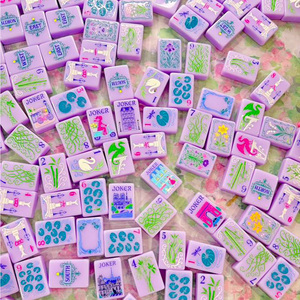 Fichas de Mahjong Acrílicas Color Lavanda Púrpura París, Diseño Impreso con UV de <span class=keywords><strong>la</strong></span> Torre Eiffel y Paisaje Urbano, Juego Plegable y Portátil Personalizado - Product Image 1
