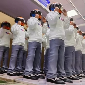 Statuette Personalizzate in PVC 3D all'Ingrosso, Action Figure di Personaggi dei Cartoni Animati per Esposizione - Product Image 2