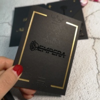 Carpetas DE PRESENTACIÓN DE PAPEL Kraft negro impreso con logotipo personalizado con estampado de lámina dorada Carpeta de archivos de tablero dúplex