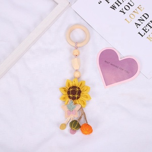 Juego de juguetes de madera de haya para bebé recién nacido, soporte de mordedor personalizado, juego de Juguetes - Product Image 5