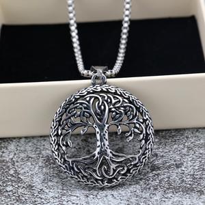 Colgante Vintage de Acero Inoxidable Árbol de la Vida, Collar Unisex con Diseño Hueco, Amuleto para Uso Diario - Product Image 3