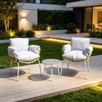 Ensemble de chaises de café en plein air en métal, trois pièces, style moderne et simple, pour le thé de l'après-midi