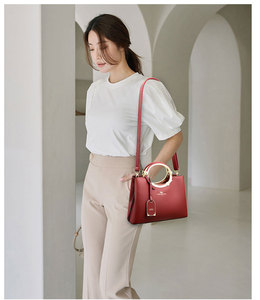 Sac à main fourrure tendance, sac à main personnalisé de haute qualité, sac à main de marque de créateur en cuir PU pour femme, sac fourre-tout mignon - Product Image 3