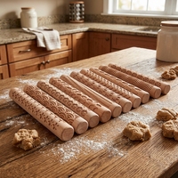 Rouleau à pâtisserie en bois de hêtre gravé de motifs floraux créatifs, idéal pour les biscuits de Noël faits maison, cadeau de cuisine écologique