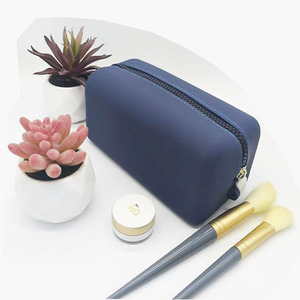 Custom Fashion Large Capacity Cosmetic Bag Cute Candy Pattern Waterproof <b>Makeup</b> <b>Box</b> With Portable Zipper Closure for Travel - Product Image 6