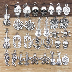จี้รูปหัวกะโหลกฮาโลวีนทำจากโลหะผสมเงินโบราณ  จี้รูปโครงกระดูกและฟักทอง  สำหรับทำเครื่องประดับ DIY  สำหรับทุกเพศ - Product Image 1