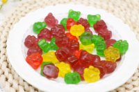 Zachte Kauwgommetjes in de vorm van een kleurrijk berenpootje, 60g zak, gemengde fruitsmaak, groothandel snacks