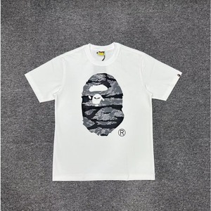 เสื้อเอพรูปแบบขายดีเสื้อผู้ชายดีไซเนอร์แฟชั่นเสื้อยืดพิมพ์ลายอินเทรนด์รุ่นไฮเอนด์มีสต็อกพร้อมสกรีนตัวอักษร - Product Image 2