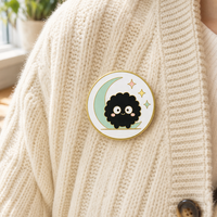 Broches de revers en métal personnalisées en gros, marque Pinstar, plaquées or, style Ghibli Soot Sprites, objets de collection artistiques, mignonnes et moelleuses