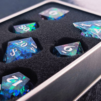 Dungeons & Dragons dés en résine polyédrique à paillettes transparentes coloré DND RPG 7 pièces jeu de société dés style dnd dés en résine