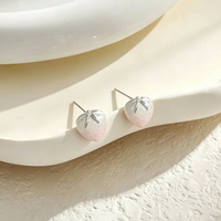 Boucles d'oreilles clous fraise dégradées à paillettes pour femme, mignonnes, en émail, bijoux fantaisie doux et kawaii pour le quotidien et les fêtes