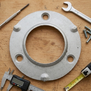Base <span class=keywords><strong>per</strong></span> Balaustra in Acciaio Inox, Piastra Piatta Robusta <span class=keywords><strong>per</strong></span> Scale, Balconi e Uso Esterno - Design Moderno, Facile Installazione - Product Image 2