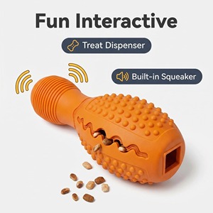 Jouet à mâcher pour chien en caoutchouc orange personnalisé avec surface texturée et distributeur de friandises pour un jeu interactif - Product Image 3