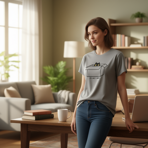 T-shirt Im Not Here con design a forma di gatto grigio, unisex, taglia media per adulti - Product Image 3