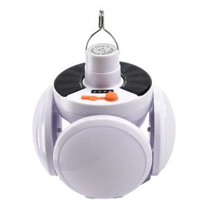 Lampe de football LED solaire DC IP65 avec télécommande pour jardin extérieur, marché de nuit, stand de rue, camping, économie d'énergie - Product Image 1