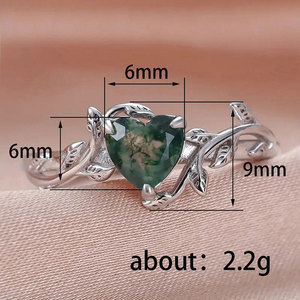 Anello con Design a Cuore e Ramo d'Albero, Stile Naturale per Donne - Product Image 4