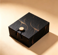 Boîte à bijoux en tissu de luxe avec fermeture magnétique, boîte de rangement rigide personnalisée pour collier, boucles d'oreilles, bagues, matériaux recyclés, quatre couleurs