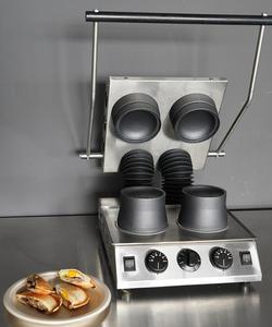 ufo Burger Maker Machine Press Pocket Sandwich Toaster and Seal Cut Bread Automatic for Commercial Using - Product Image 5