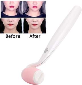 Rodillo eléctrico de masaje facial, herramienta de masaje adelgazante facial de mano, rodillo masajeador de eliminación de bolsa de ojos portátil para mujeres - Product Image 6