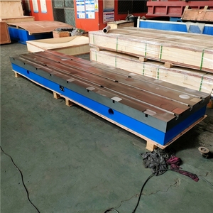 Caja cuadrada de hierro fundido de alta precisión con ranuras en T cruzadas para nivelación y alineación - Product Image 2