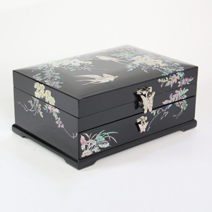 Cofanetto Portagioie in Legno Intarsiato di Lusso con Madreperla e Intarsi Luminosi, Cornice Unica, Regalo Esclusivo, Decorazione per la Casa - Product Image 6