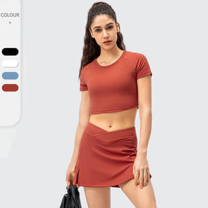 Gute Qualität Damen einfarbig Sport Yoga Tennis Set mit Shorts Fitness Rock <span class=keywords><strong>2</strong></span> Pcs Gym Set Frauen Workout Wear Kleidung - Product Image 3