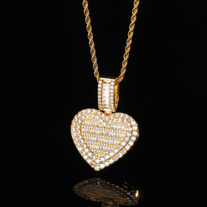 Venta Directa de Colgantes de Cobre con Circonita Cúbica en Forma de Corazón, Chapados en Oro de 14k - Product Image 1