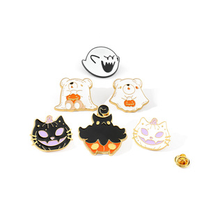 Nouvelle Série Halloween Européenne et Américaine : Broche Personnalisée Tête de Mouton, Citrouille Scream et Fantôme Électroplaqué pour Vêtements - Product Image 1