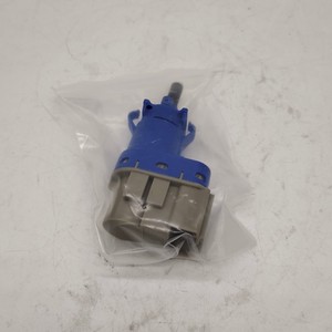 Interruptor de Pedal de Luz de Freno 4838697 para <span class=keywords><strong>Mazda</strong></span> 2 <span class=keywords><strong>3</strong></span> 5 6 CX-<span class=keywords><strong>3</strong></span> CX-30 CX-5 <span class=keywords><strong>2007</strong></span> en Adelante SW6559 8T4T9G854AA 8T4Z13480A 31264377 BN7N-66-490 - Product Image 2