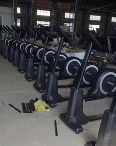 Équipement cardio de haute qualité Cross Commercial <span class=keywords><strong>Elliptique</strong></span> Trainer - Product Image 4