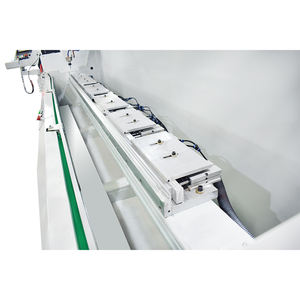 Máquina de Fresado y Taladrado CNC de 4 Ejes JUNDE para Aluminio y Madera de 3m, de Alta Resistencia, para Metal Blando y Biselado - Product Image 3