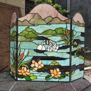 Paravent de cheminée en vitrail motif oie, structure solide, design européen, haute transmission lumineuse, décoration pour appartement - Product Image 2