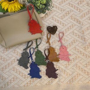 Pendentif de sac à dos Boshiho personnalisable en cuir PU, motif palmier, porte-clés parfumé, ornement suspendu, accessoire de voiture - Product Image 5