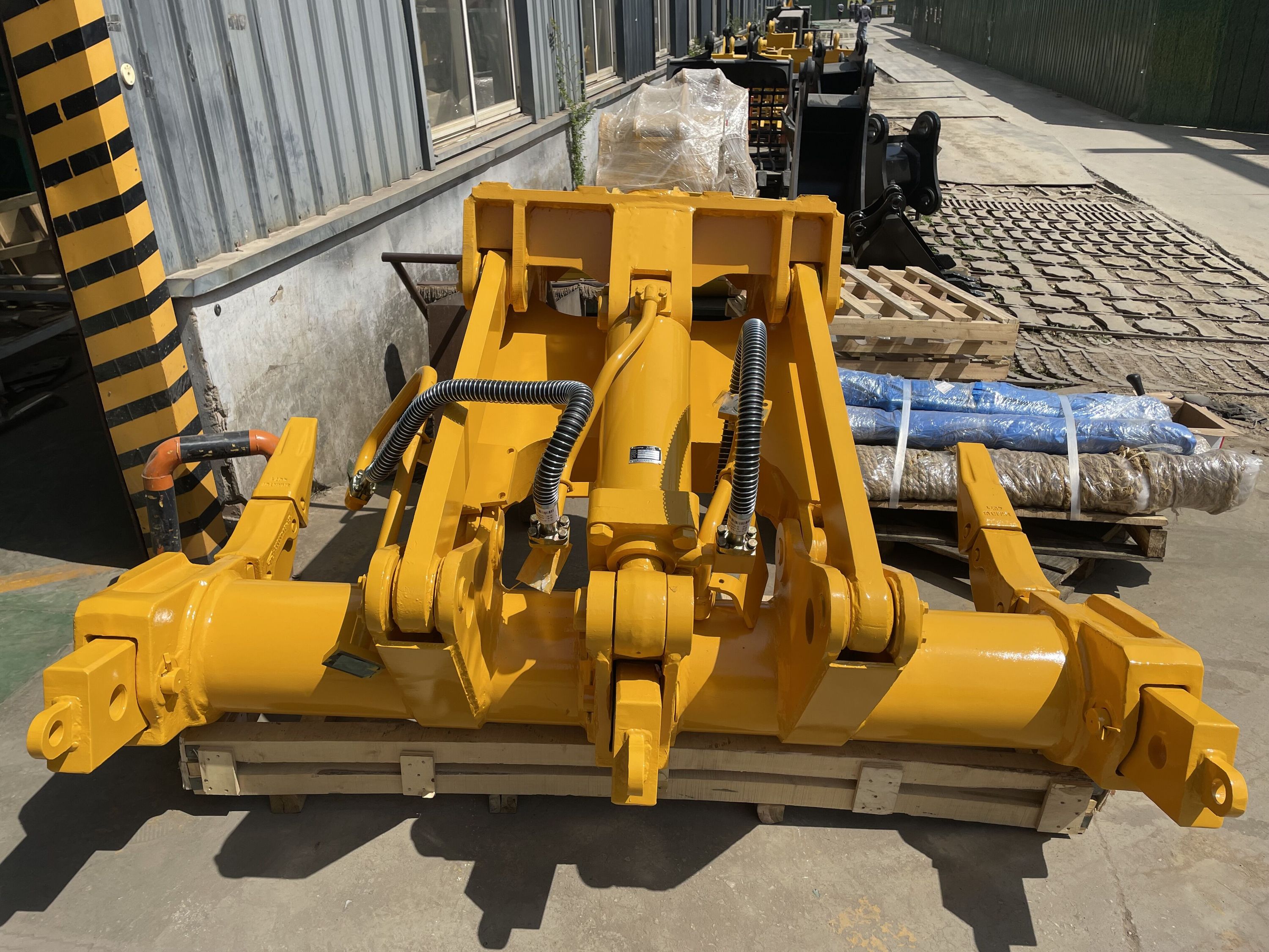 掘削機、建設用バイブレーターコマツブルドーザーリッパー -Alibaba.com